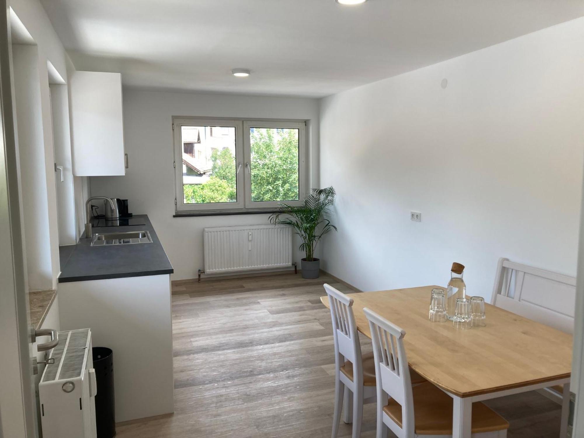 Geraeumiges Apartment Mit Weitblick 1-6 Personen Imst Luaran gambar